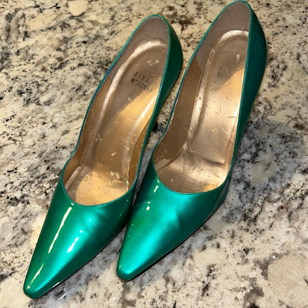 Stuart Weitzman iridescent green pumps